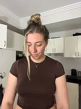 Stripchat Live Sex Cam of Aussielulu