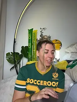 Stripchat Free Porn Cam of Aussielulu