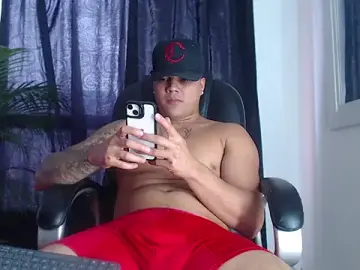 Stripchat Watch Live Sex Cams of Pedro_x777