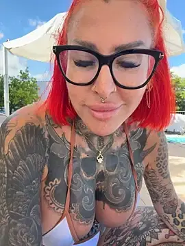 Stripchat Sex Cam of CatCoxx