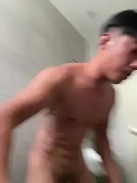 Stripchat Free Porn Cam of Yooo17