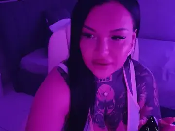 Stripchat Adult Webcams of _MelinaCurves_