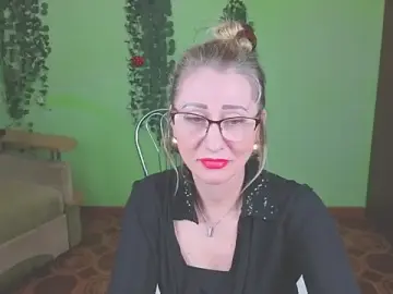 Stripchat Watch Live Sex Cams of Habibi_Honeyy