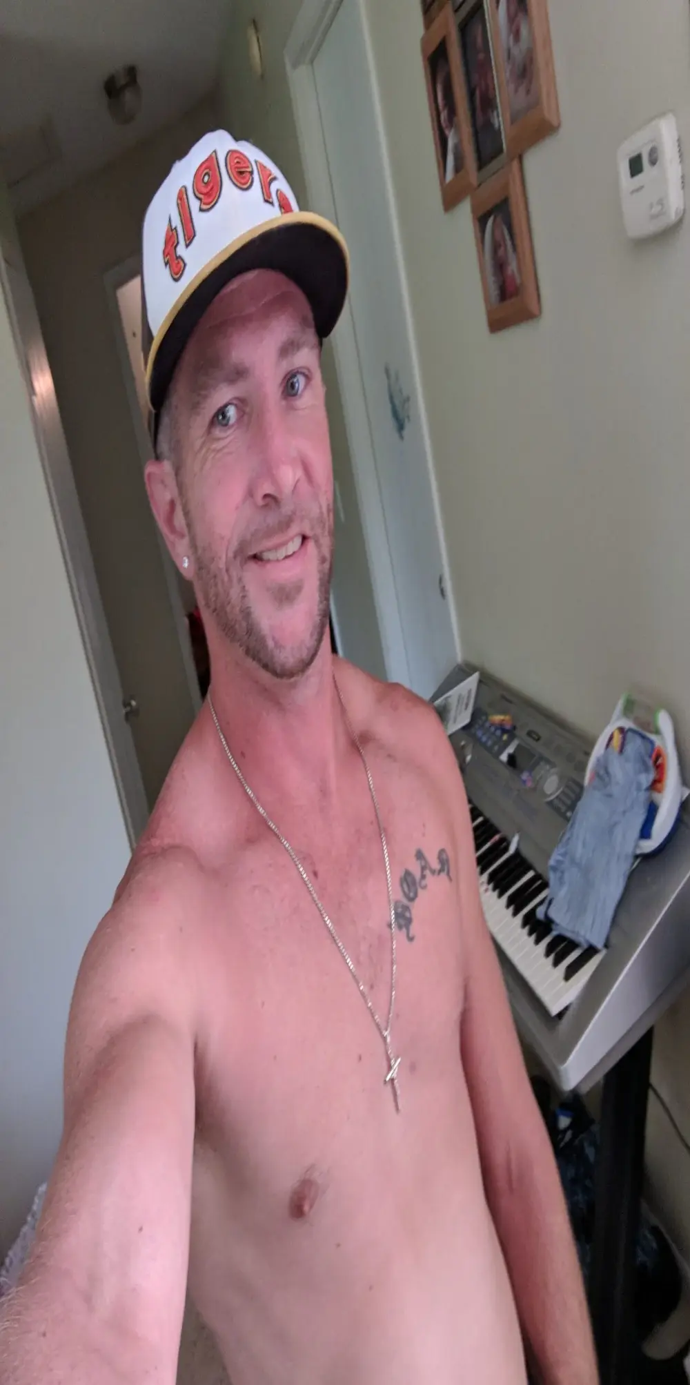 Handsome_HammerCock