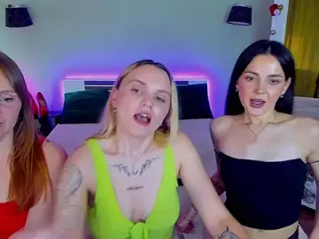 Stripchat Watch Live Sex Cams of MagicEyess