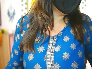 Stripchat Watch Live Sex Cams of thyAnvi