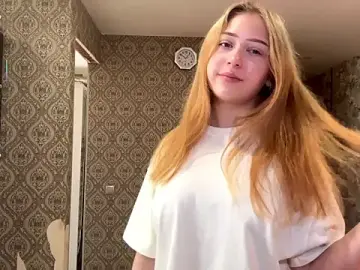 Stripchat Adult Webcams of LunaHart7