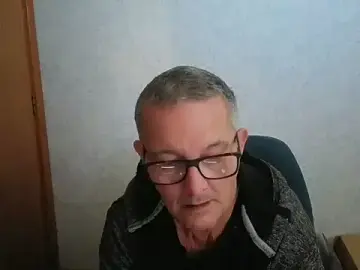 Stripchat Free Live Porn of daddy_man