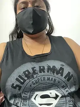 Stripchat Free Porn Cam of LouleyRani_