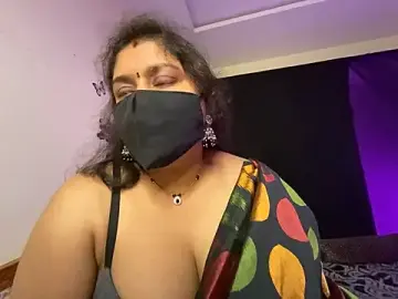 Stripchat Free Porn Cam of LouleyRani_