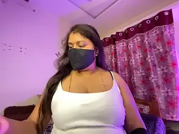 Stripchat Free Live Porn of LouleyRanii_Telugu