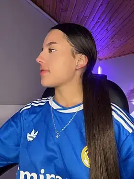 Stripchat Free Porn Cam of Sofia18_pinkk