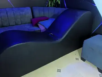 Stripchat Free Live Porn of playsgirlhot