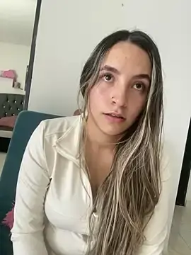 Stripchat Free Porn Cam of JUANITA07