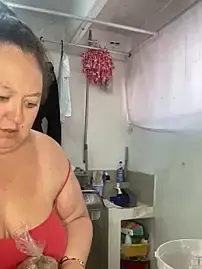 Stripchat Nude Webcam of Chloee_Peach