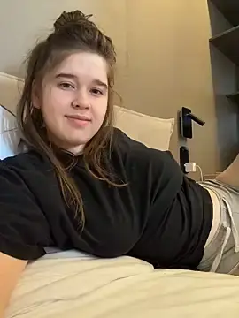 Stripchat Sex Cam of HornyGirlH