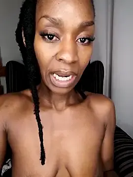 Stripchat Sex Cam of chocolatehotwife