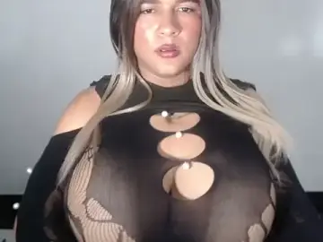 Stripchat Adult Webcams of paola_zam