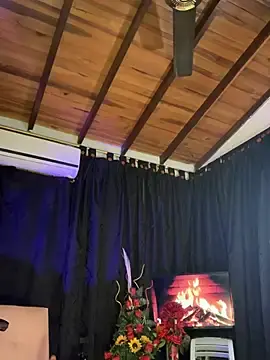 Stripchat Watch Live Sex Cams of monroe_777