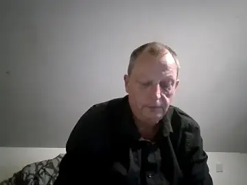 Stripchat Best live sex cam show of chubbybear2cum