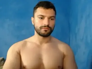 Stripchat Sex Cam of alex_blu