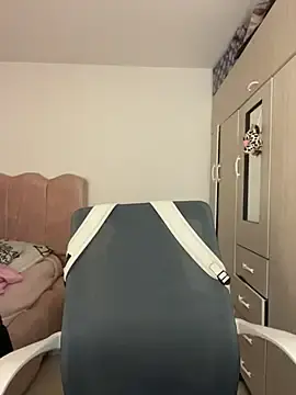 Stripchat Live Porn of Emmily_19