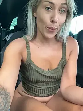 Stripchat Live Porn of petrouchkaaa_