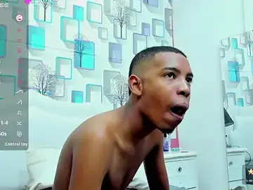 Stripchat Live Porn of tonnyDeLuca
