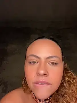 Stripchat Live Porn of Chloe_Leaozinho