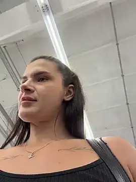 Stripchat Live Sex of MiraReach