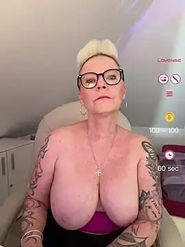 Stripchat Best live sex cam show of German_Milf