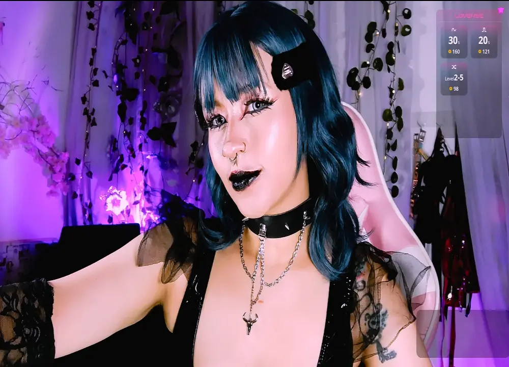 kitty_roxy