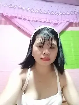Stripchat Free Porn Cam of Xuka_lyss