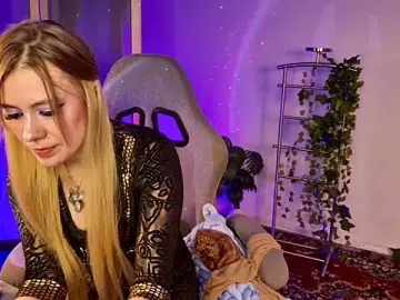 Stripchat Nude Webcam of Kumiho_7777