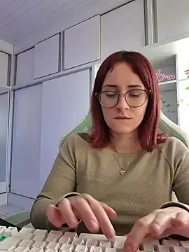Stripchat Adult Webcams of Ahrya_