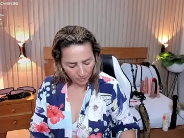 Stripchat Free Live Porn of luciana_ballesteros_