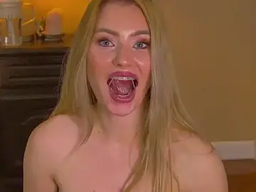 Stripchat Adult Video Chat of MisshaNight