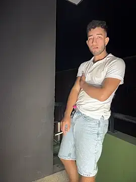 Stripchat Best live sex cam show of liam_bronw