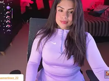 Stripchat Sex Cam of Catalinaa_martinez