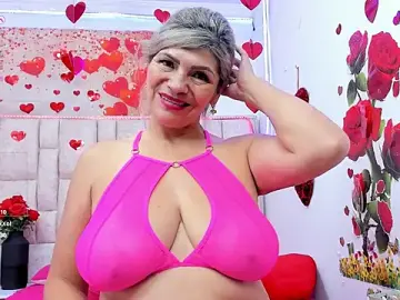 Stripchat Sex Cam of Celeste_Lincon