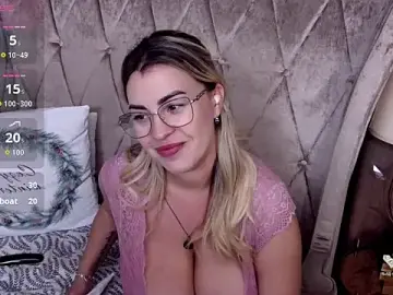 Stripchat Live Sex Cam of BustyGizelle