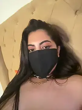 Stripchat Live Sex Cam of Hot-Sarah-arab
