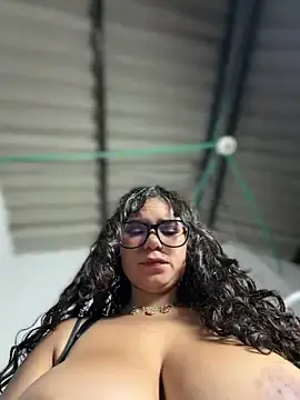 Stripchat Adult Webcam of Simone_Miller