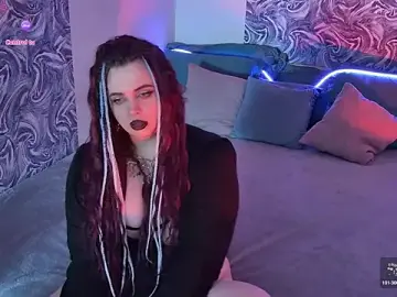 Stripchat Sex Cam of Miss_Maya_Mils