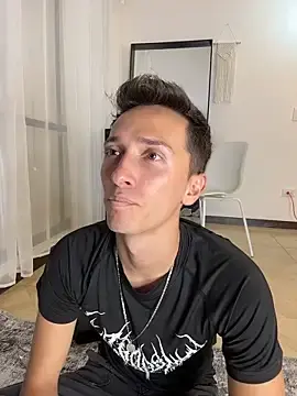 Stripchat Free Porn Cam of Thiago_Jones1