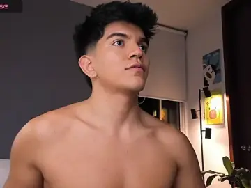 Stripchat Live Sex Cam of OnlySantty