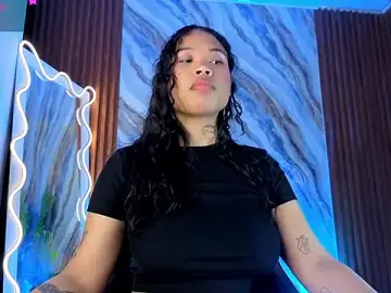 Stripchat Free Porn Cam of penelope_tay1