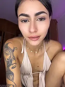 Stripchat Adult Webcams of emilie_xx_