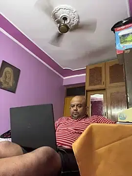 Stripchat Live Sex Cam of Dick_6inches_Delhi
