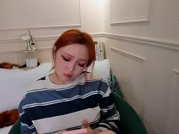 Stripchat Free Live Porn of yuna_loon1